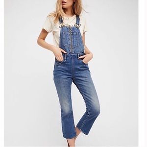 Anthropologie Levi’s Ultra High Rise Overalls 24